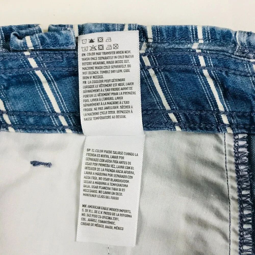 American Eagle Women's 2 Shorts Blue Striped Paperbag Pleated Cuff Chambray CE26